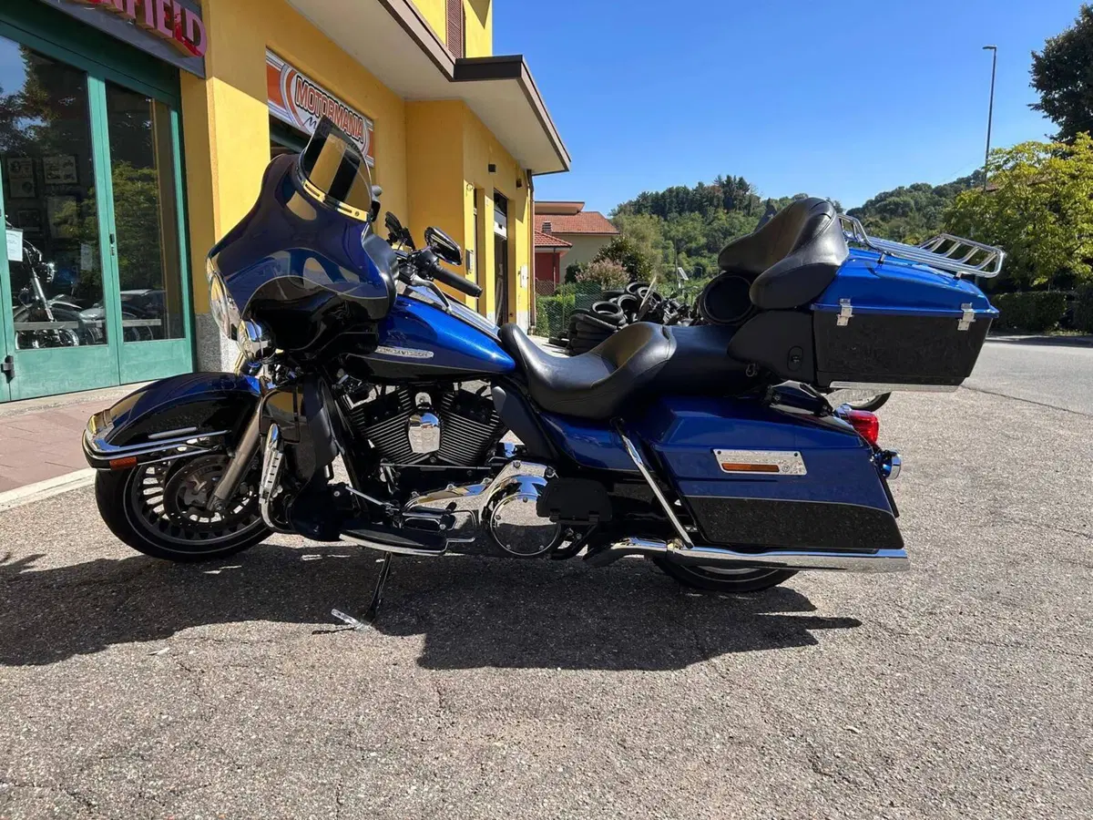 Harley-Davidson 1690 Electra Glide Ultra Limited (2010 - 13) - FLHTK (2)