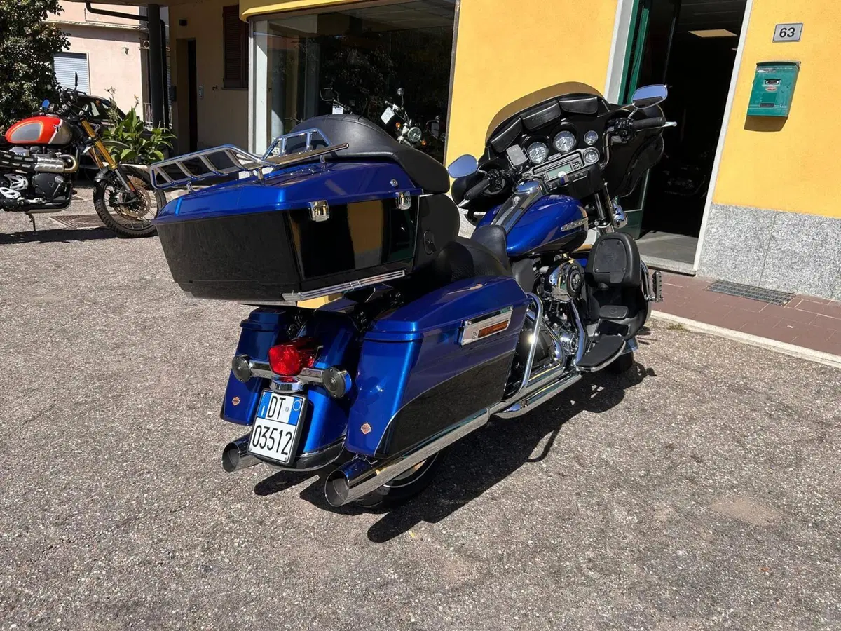 Harley-Davidson 1690 Electra Glide Ultra Limited (2010 - 13) - FLHTK (4)