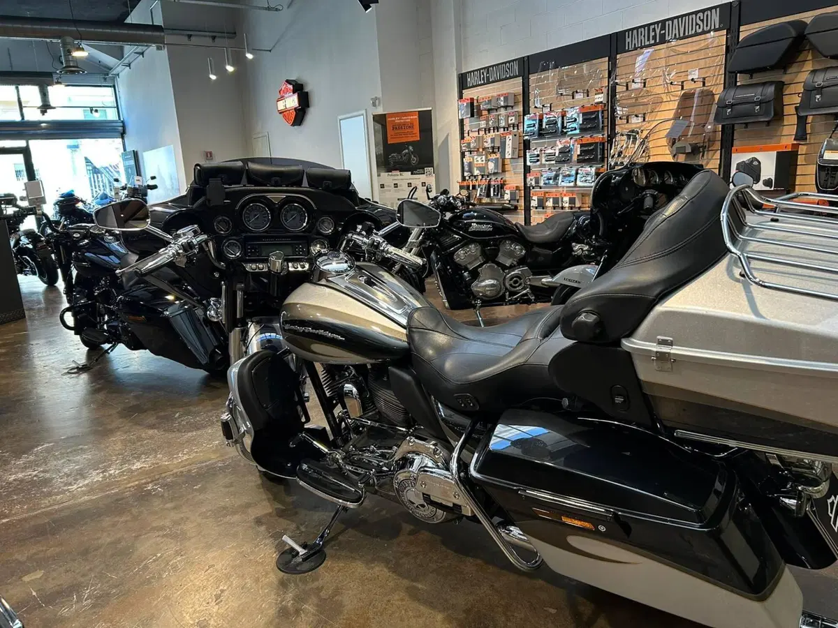 Harley-Davidson 1800 Electra Glide Ultra Classic (2012 - 13) - FLHTCUSE (7)
