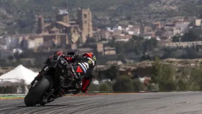 MotoGP 2026. GP di Spagna ad Aragon. Marco Bezzecchi e Aprilia ne hanno di pi&ugrave;: pole-record davanti a Marc M&aacute;rquez [CLASSIFICA e VIDEO]
