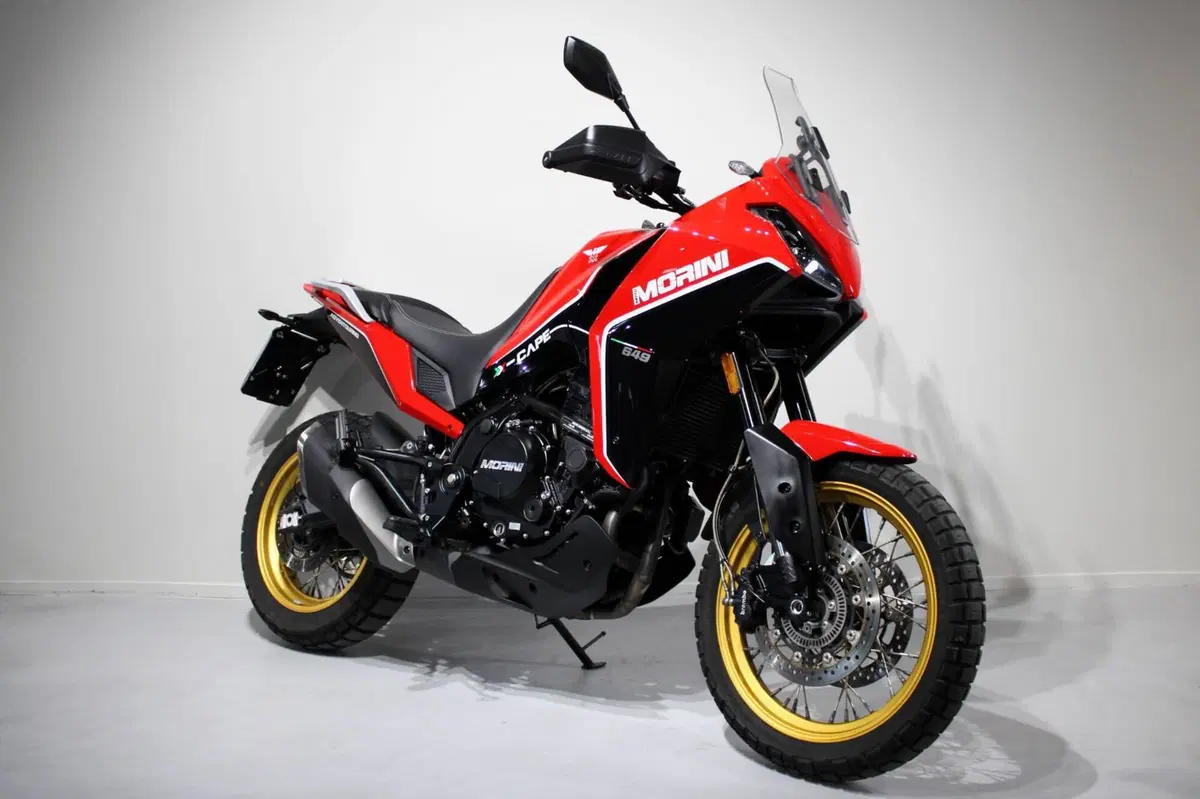Moto Morini X-Cape 650 (2021 - 26) (2)