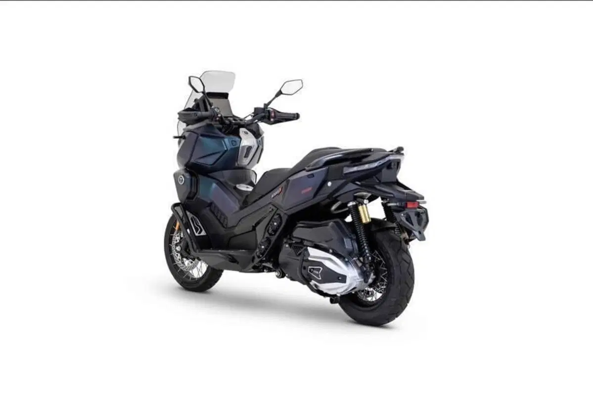 Voge SR450X (2026) (5)