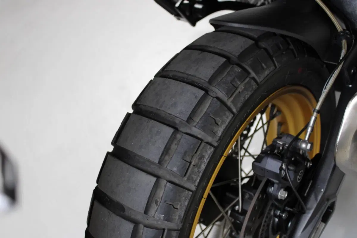 Moto Morini X-Cape 650 (2021 - 26) (8)
