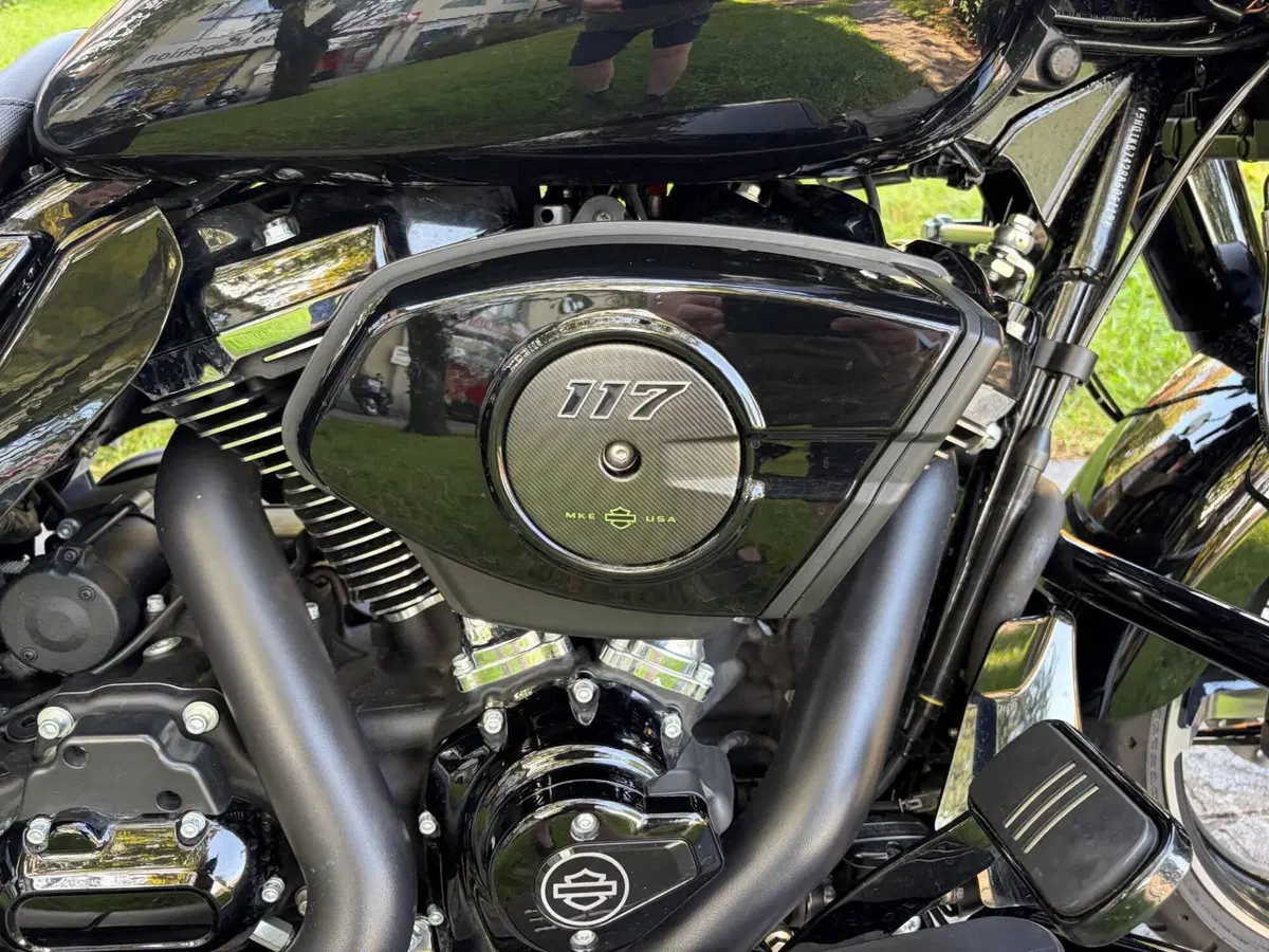 Harley-Davidson Street Glide (2024 - 26) (8)