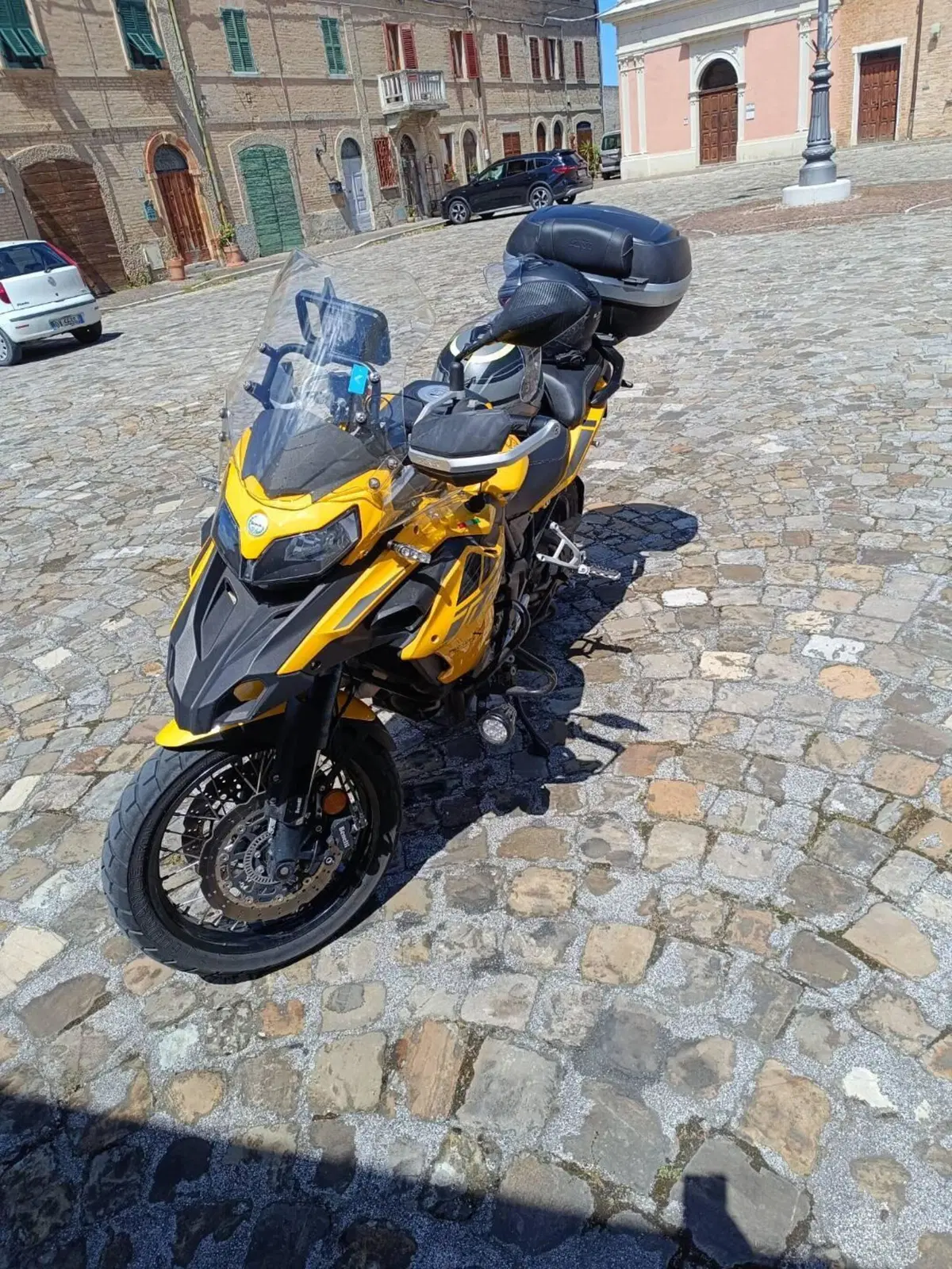 Benelli TRK 502 (2021 - 25) (2)