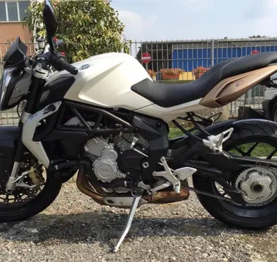 MV Agusta Brutale 675 EAS ABS (2011 - 16) usata
