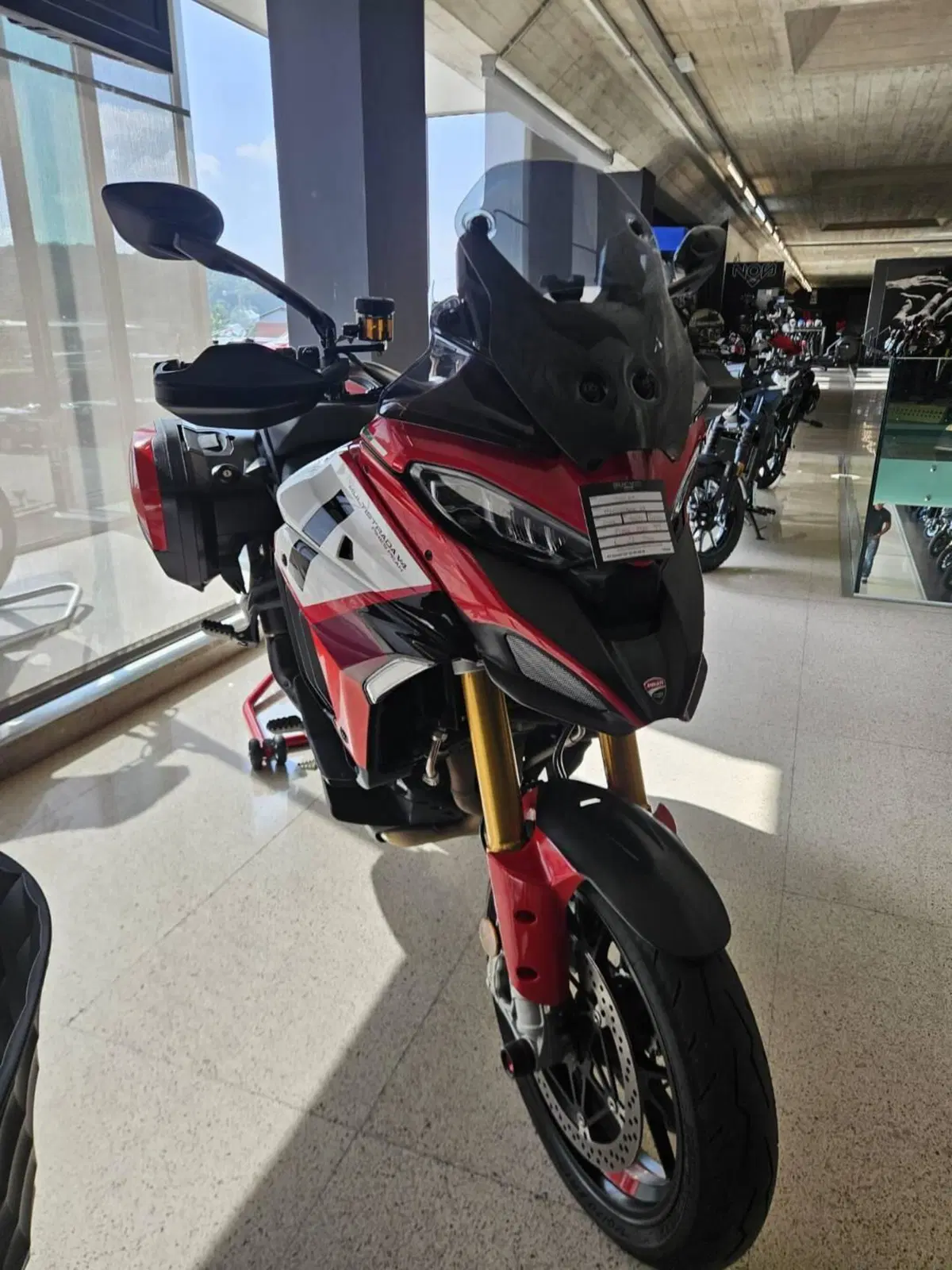 Ducati Multistrada V4 Pikes Peak (2021 - 24) (3)