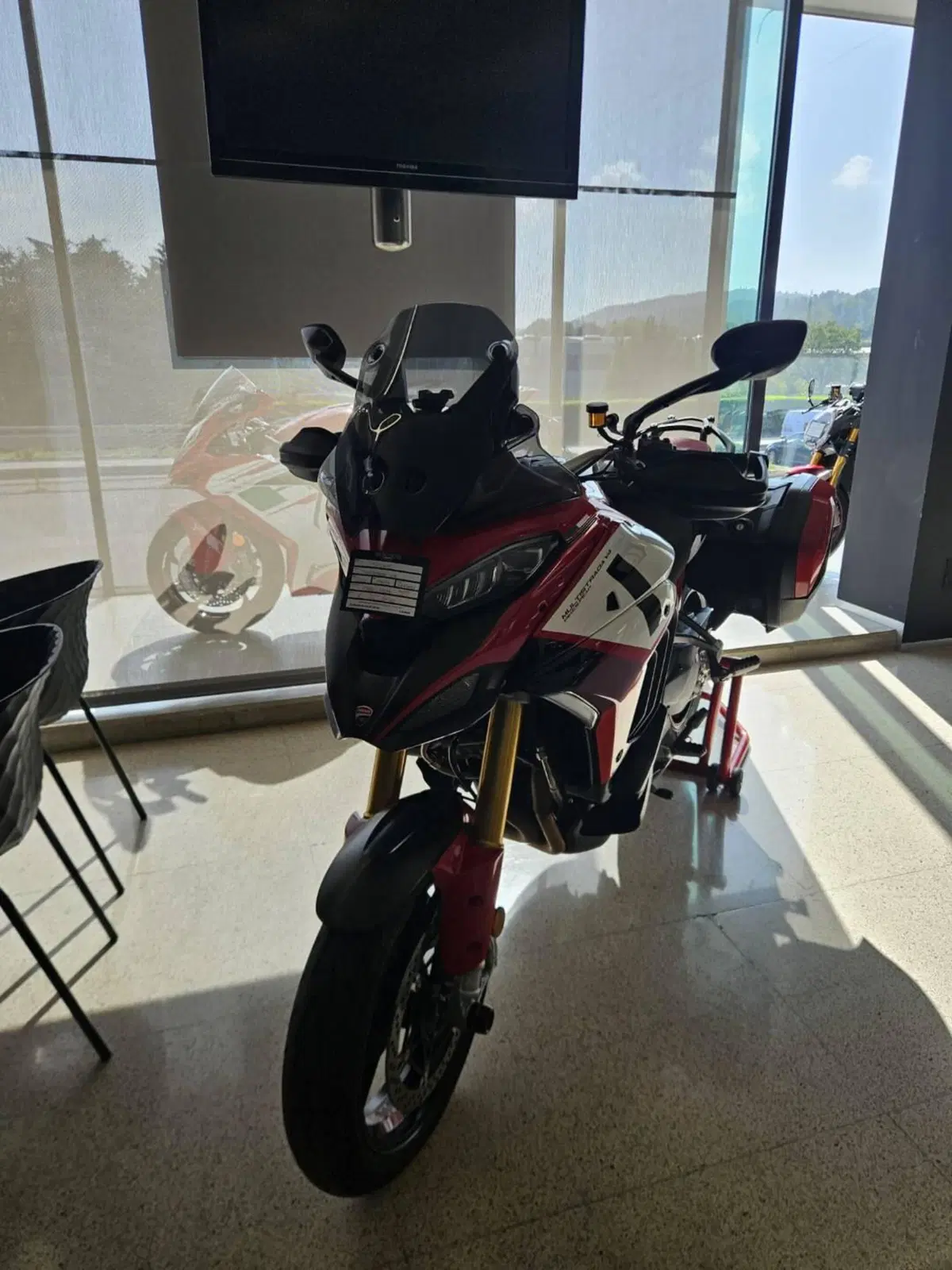 Ducati Multistrada V4 Pikes Peak (2021 - 24) (4)
