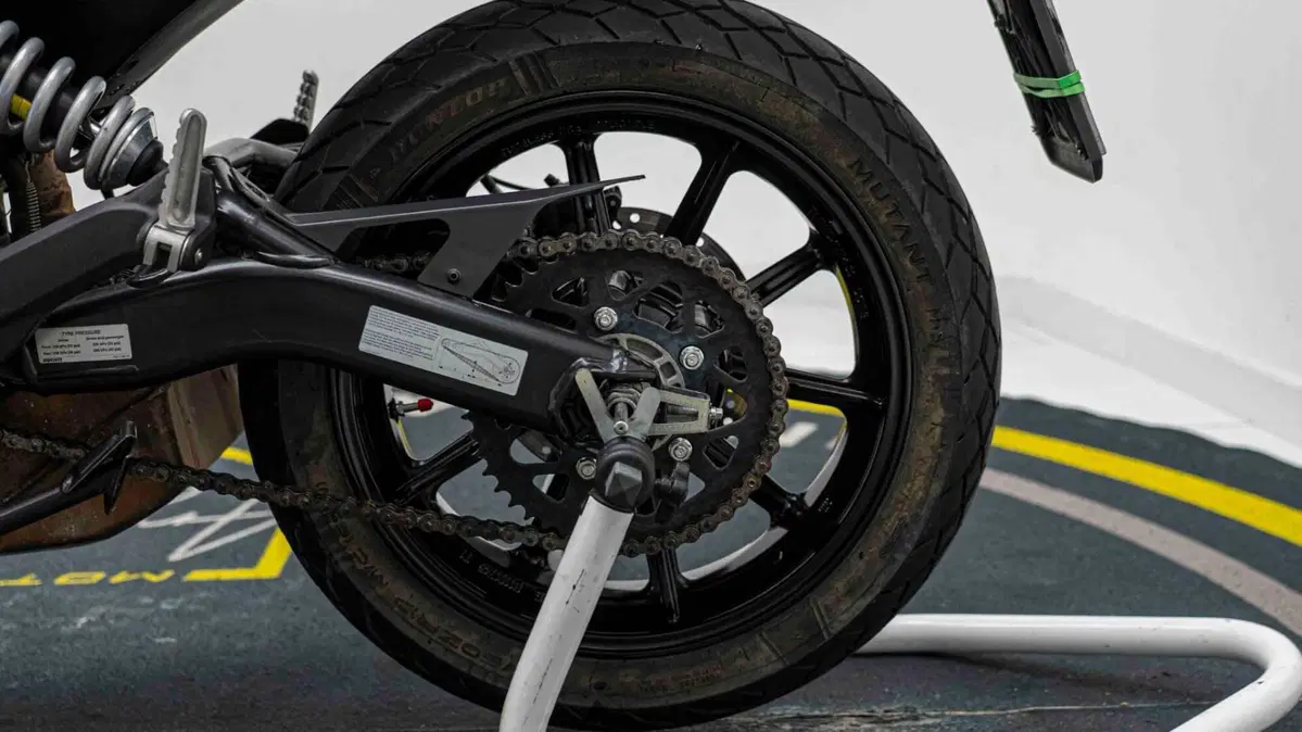 Ducati Scrambler 400 Sixty 2 (2016 - 21) (17)