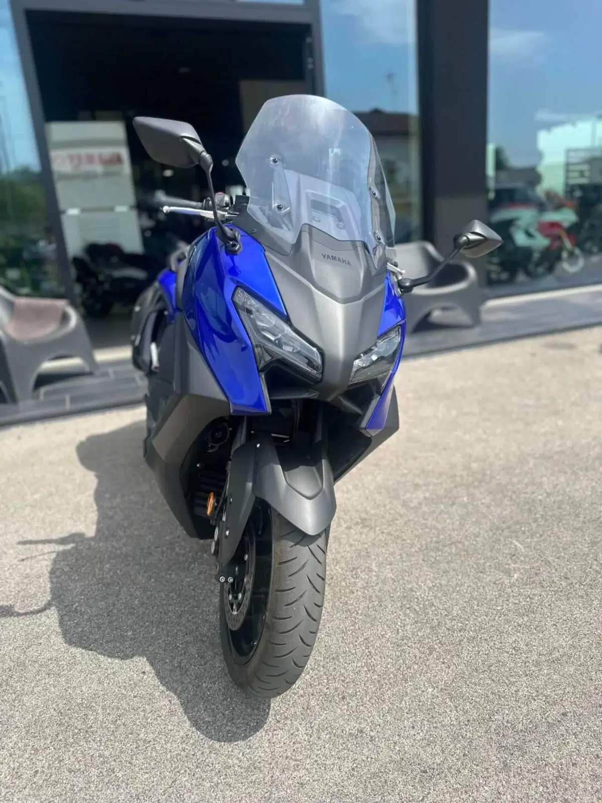 Yamaha T-Max 560 (2025 - 26)