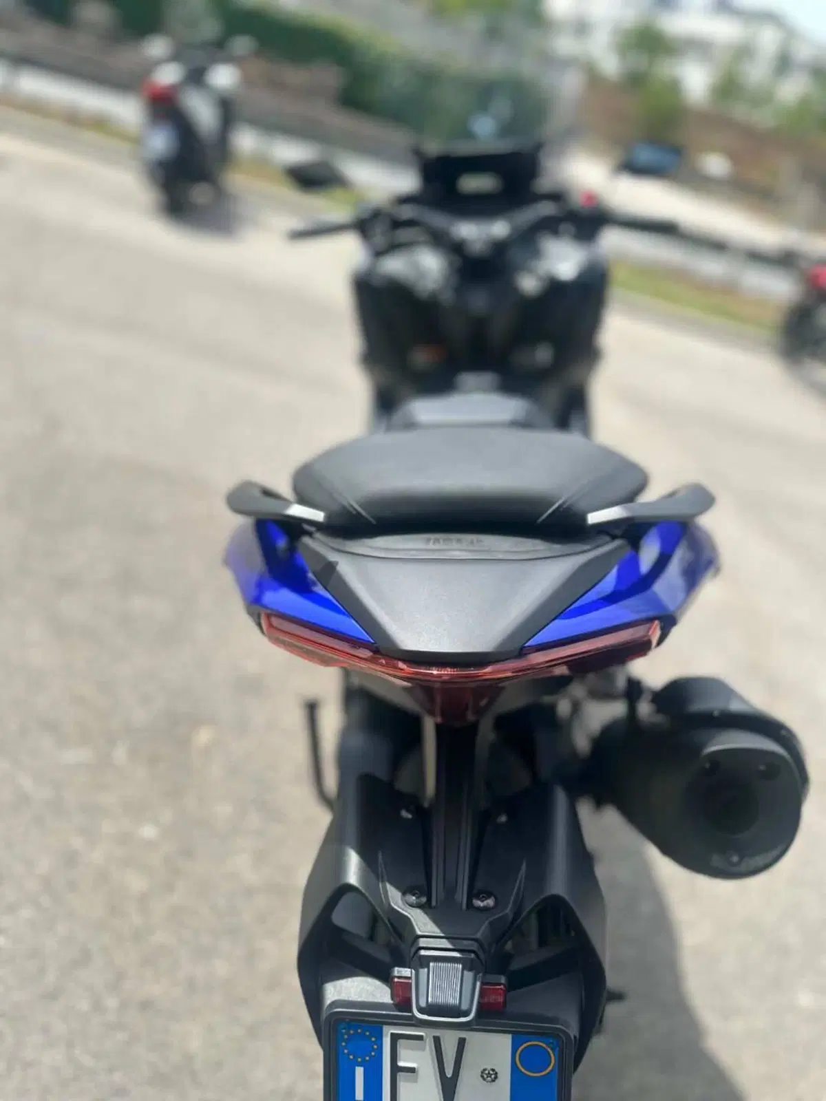 Yamaha T-Max 560 (2025 - 26) (6)