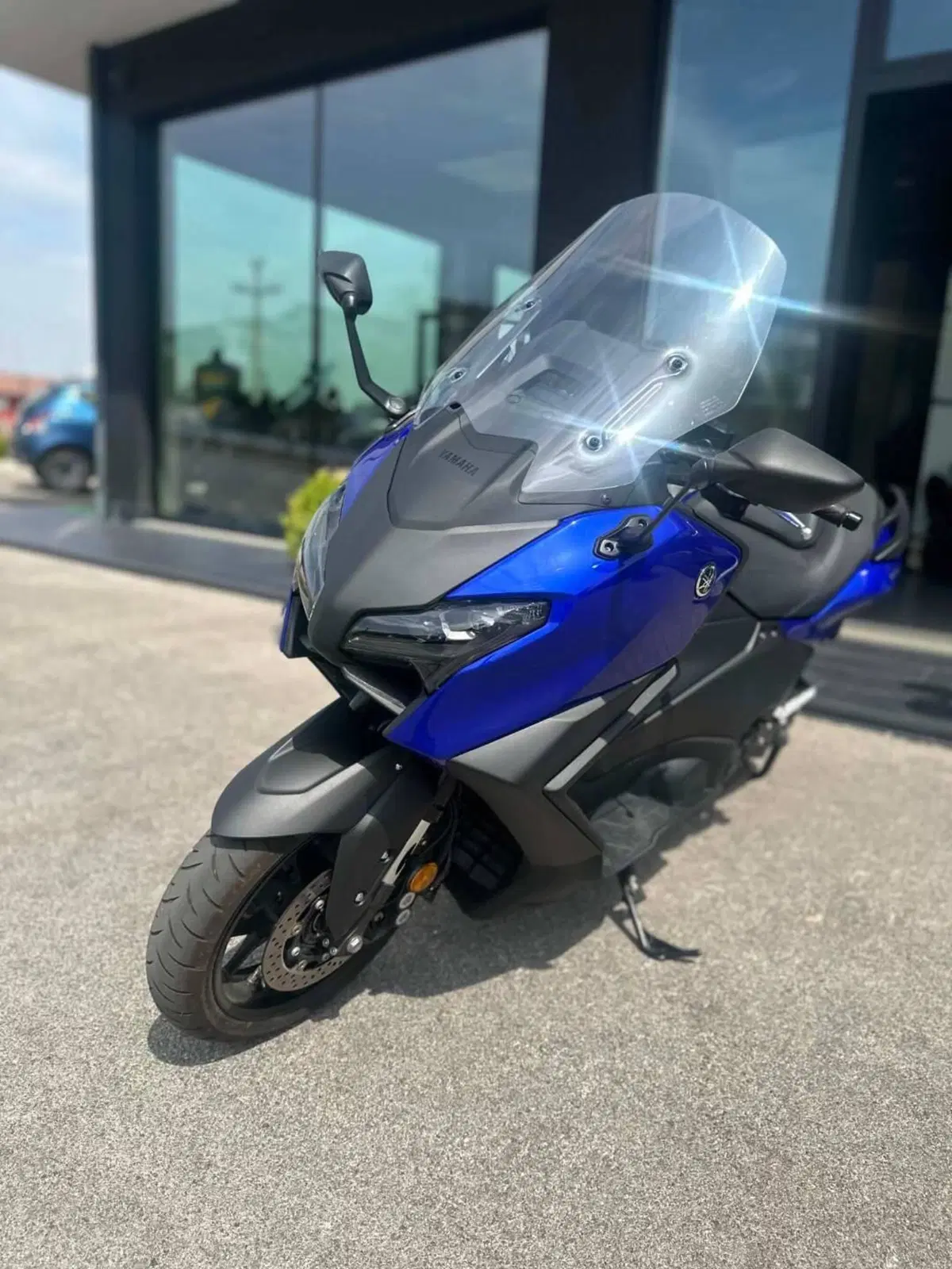 Yamaha T-Max 560 (2025 - 26) (7)
