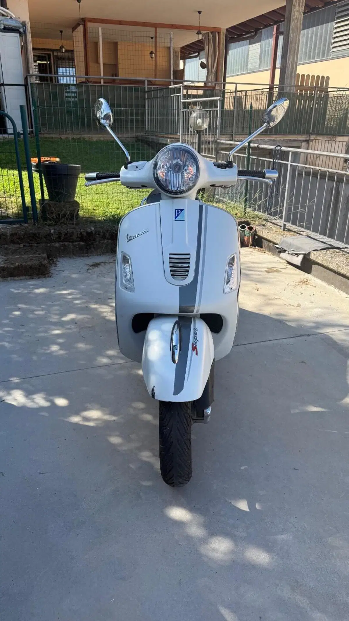 Vespa Granturismo 200 L (2)