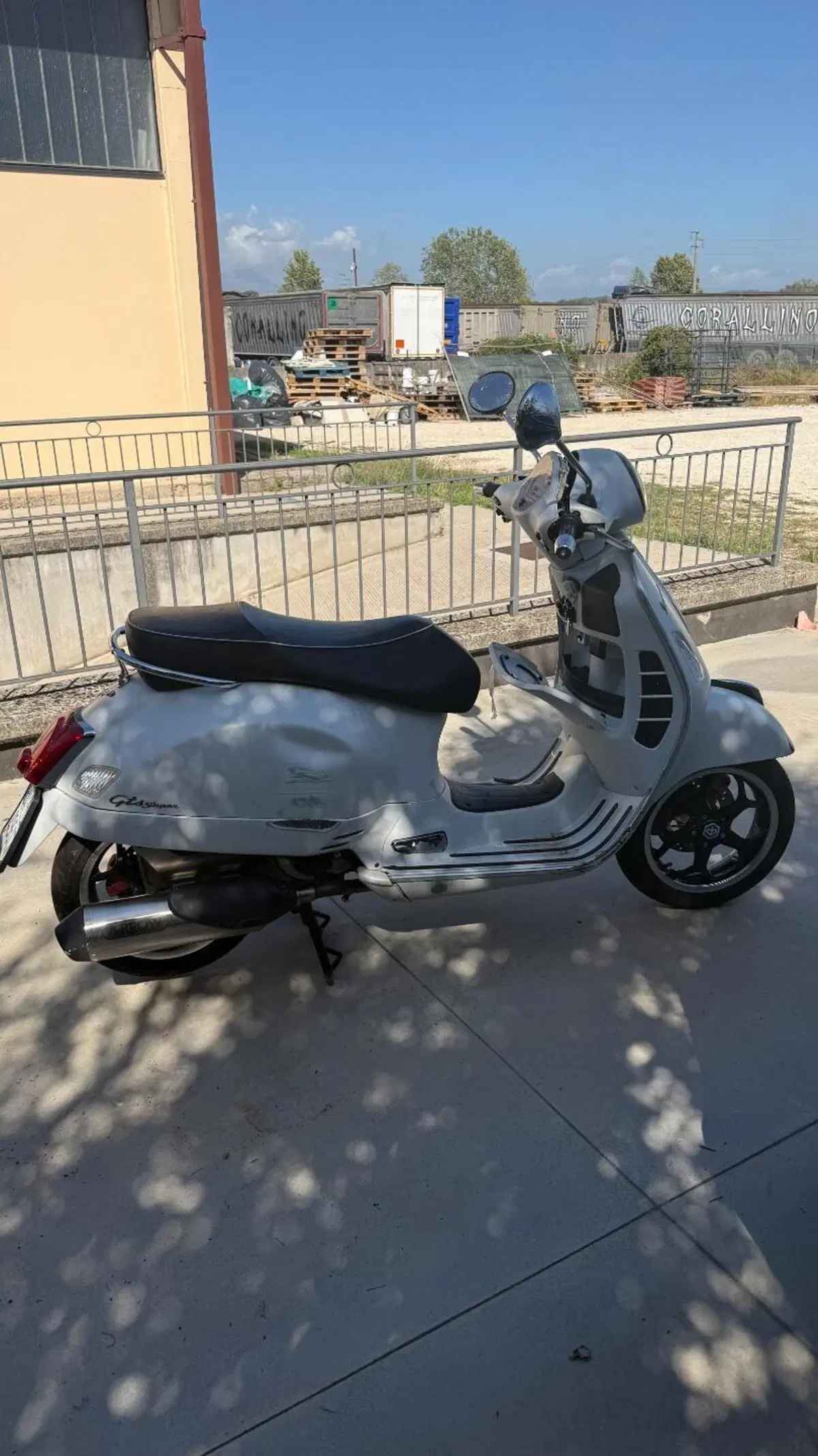 Vespa Granturismo 200 L (3)