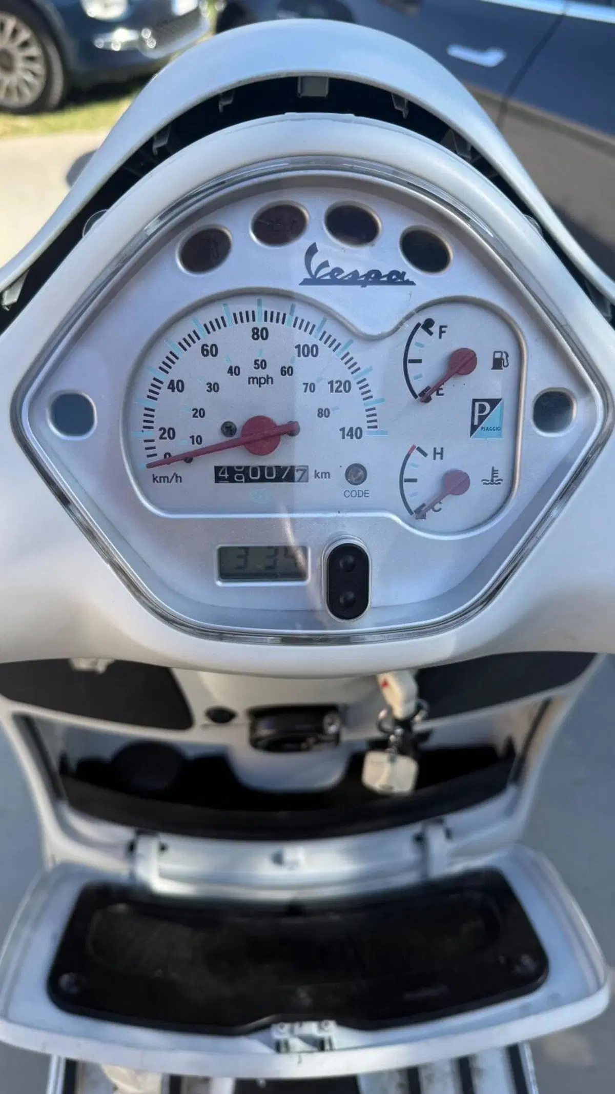 Vespa Granturismo 200 L (6)