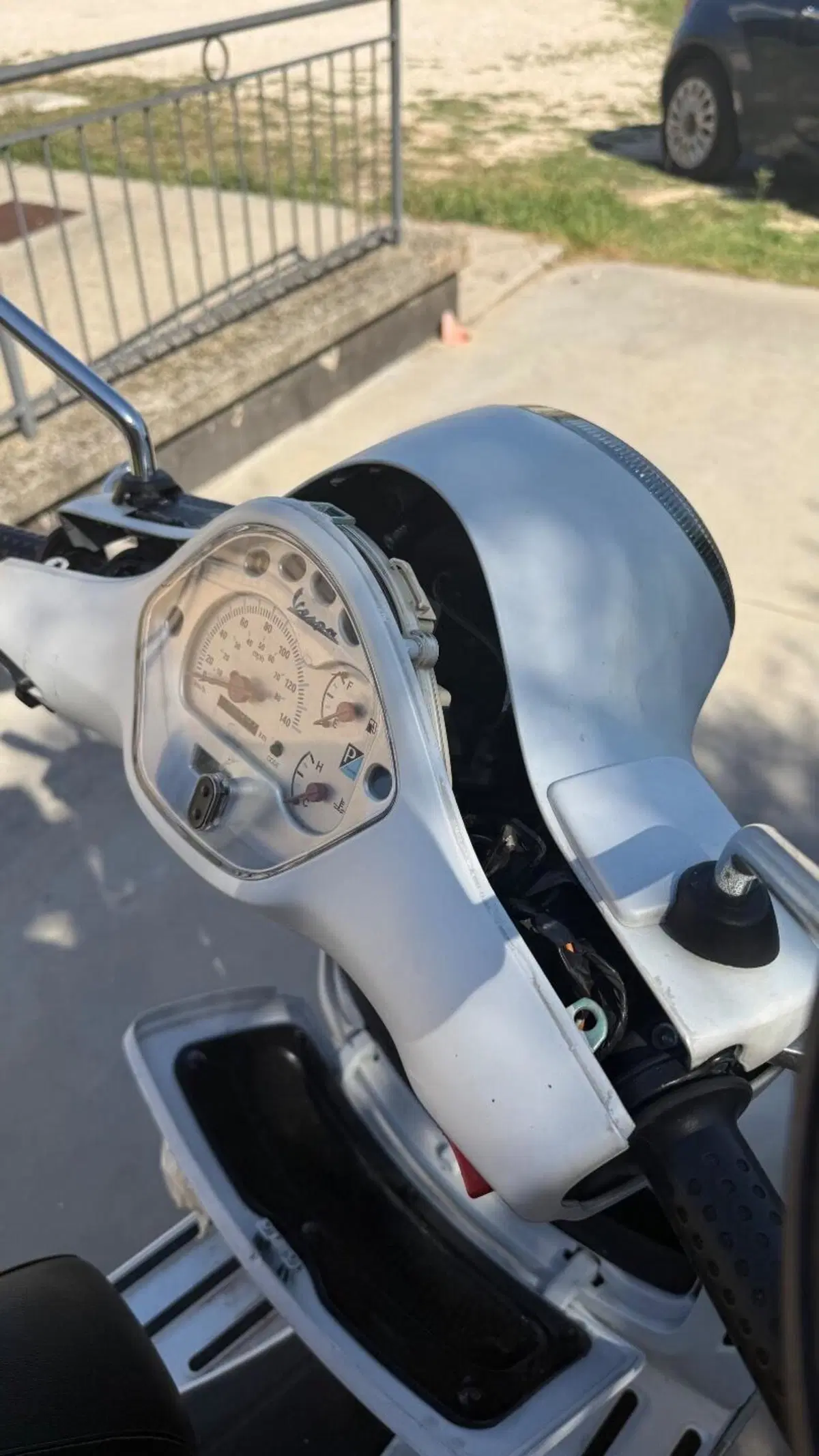 Vespa Granturismo 200 L (12)