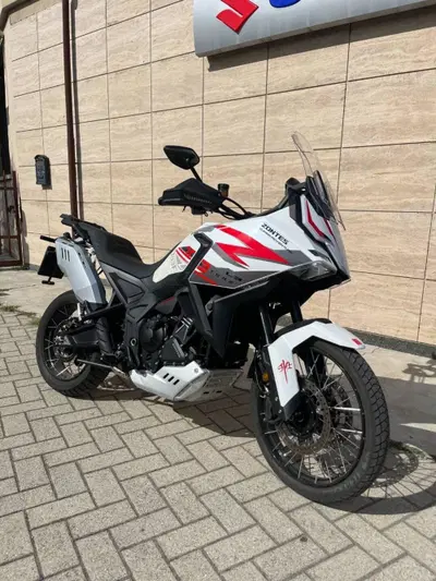 Zontes ZT703-F (2025 - 26) usata