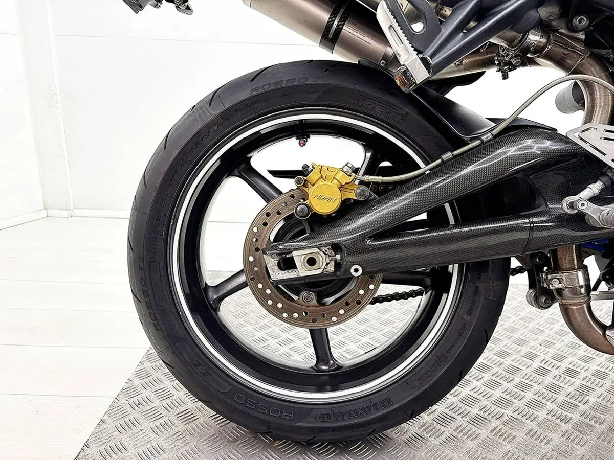 Triumph Street Triple R (2009 - 12) (6)