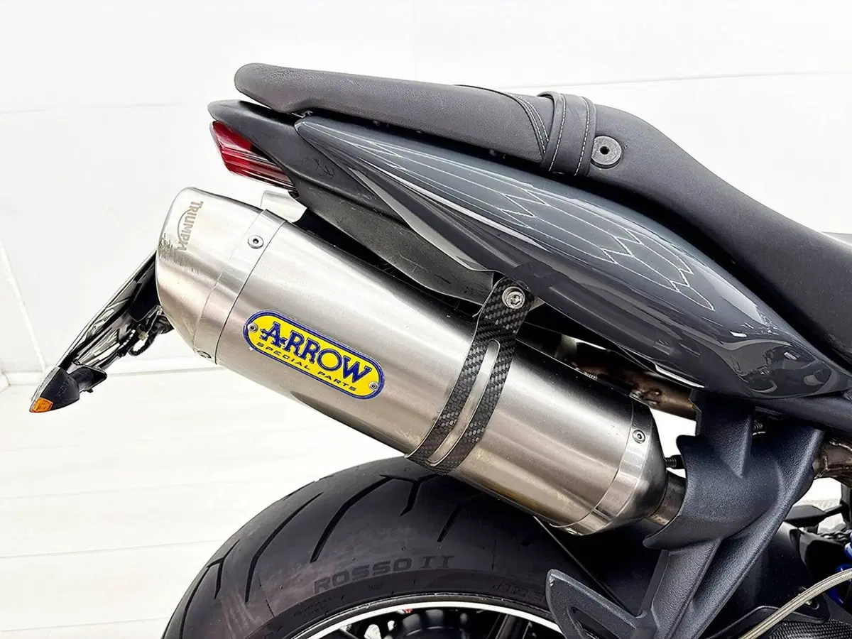 Triumph Street Triple R (2009 - 12) (20)