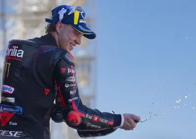 MotoGP 2026. GP di Spagna ad Aragon. Marco Bezzecchi, pole e 3° nella Sprint: Sono contento, rimanere vicino ai fratelli Marquez qui è una cosa positiva