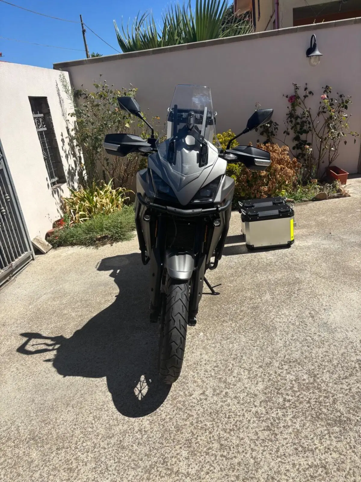 Moto Morini X-Cape 650 (2021 - 26) (6)