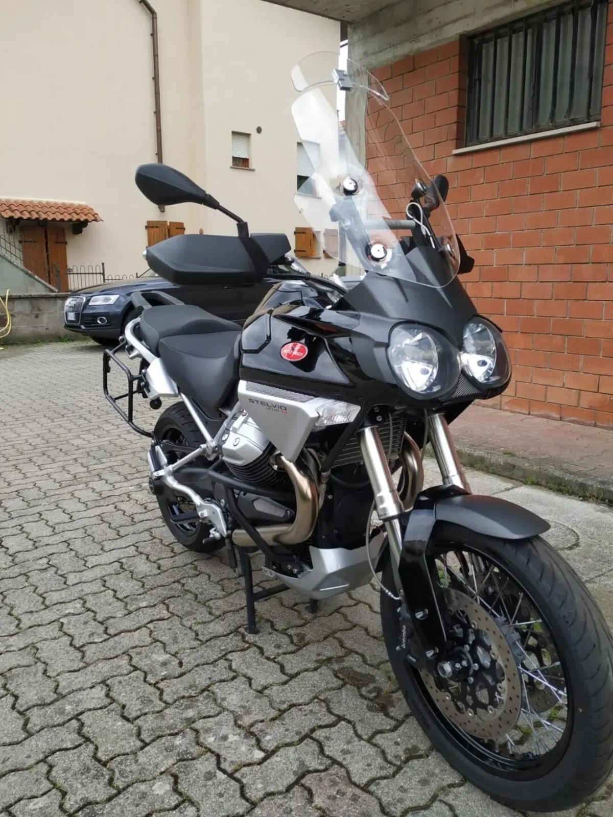 Moto Guzzi Stelvio 1200 4V (2008 - 10) (2)