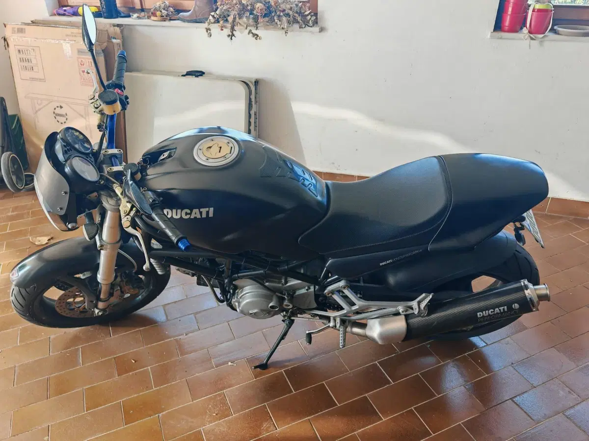 Ducati Monster 1000 Dark (2003 - 05) (5)