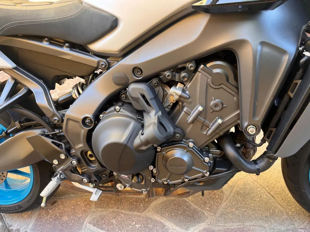 Yamaha MT-09 Y-AMT (2024 - 26) (12)