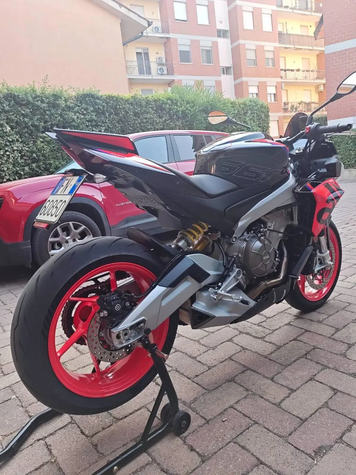 Aprilia Tuono 660 Factory (2025 - 26) (2)