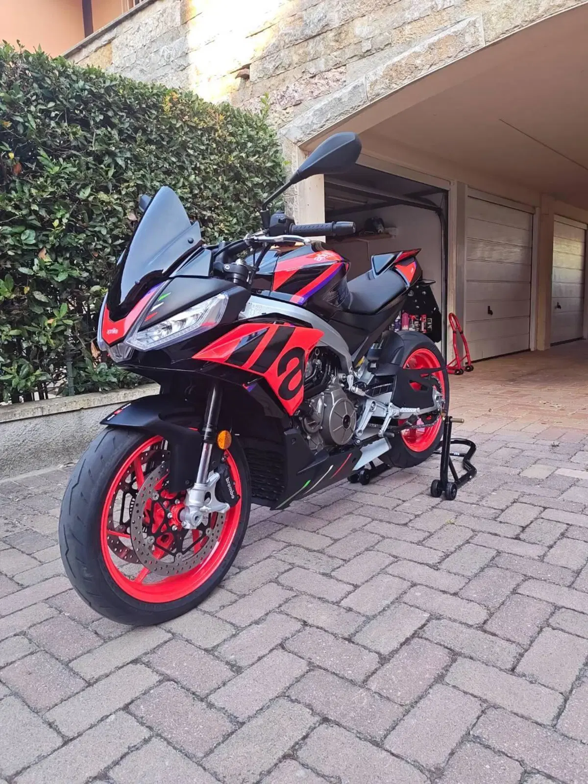 Aprilia Tuono 660 Factory (2025 - 26)