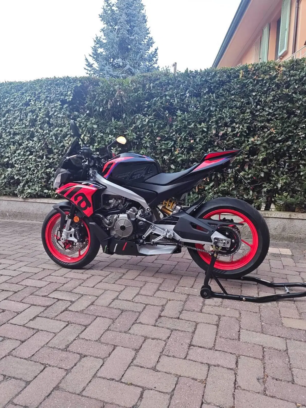 Aprilia Tuono 660 Factory (2025 - 26) (5)