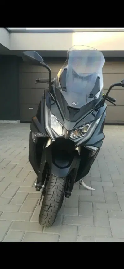 Kymco AK 550 (2017 - 19) usata