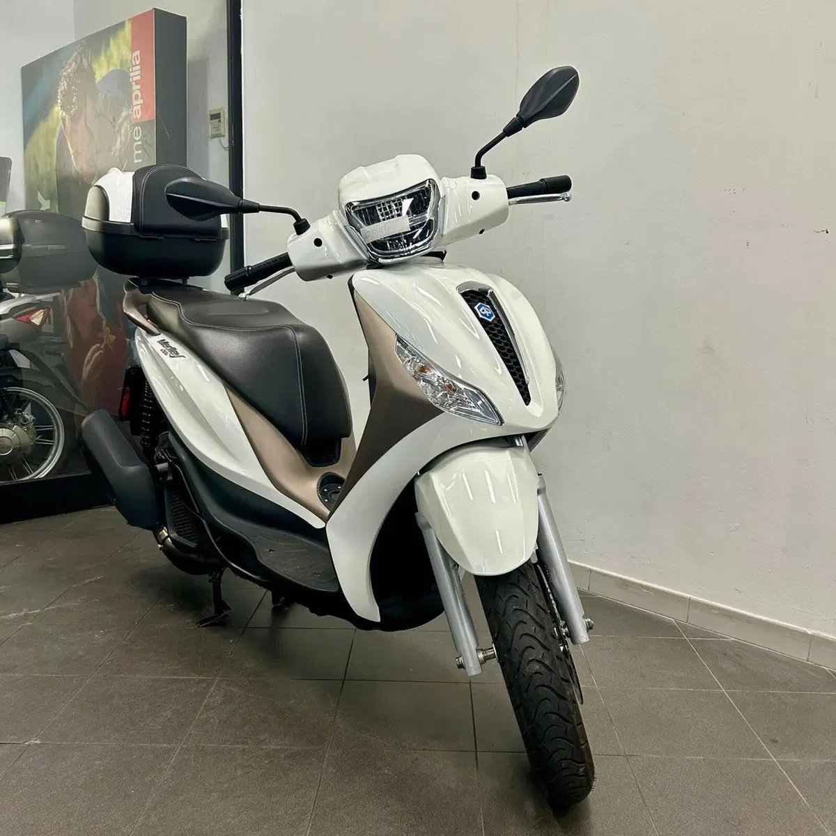 Piaggio Medley 150 ABS (2021 - 25) (3)