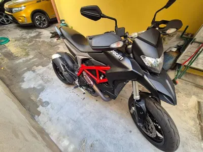 Ducati Hypermotard 821 (2013 - 15) usata