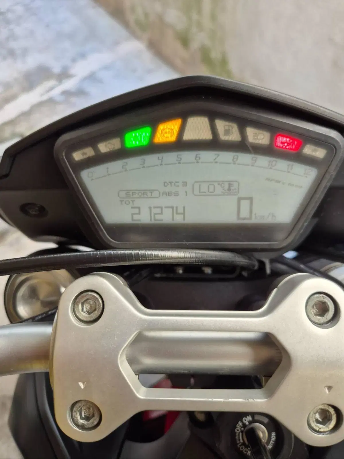Ducati Hypermotard 821 (2013 - 15) (7)