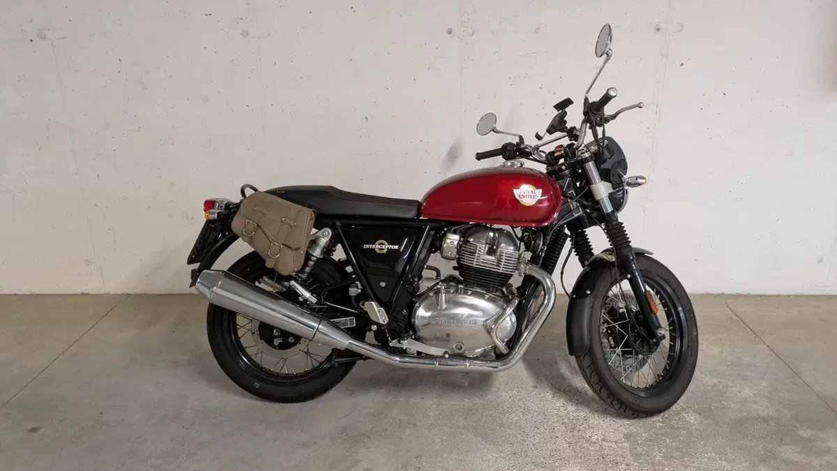 Royal Enfield Interceptor 650 (2021 - 26) (2)