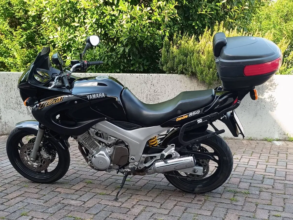 Yamaha TDM 850 (1996 - 01) (2)
