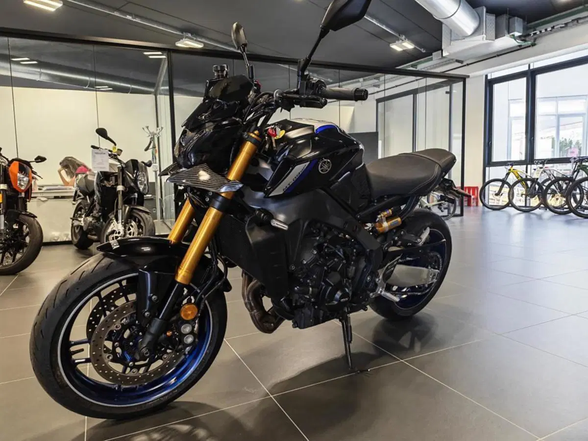 Yamaha MT-09 SP (2021 - 23)