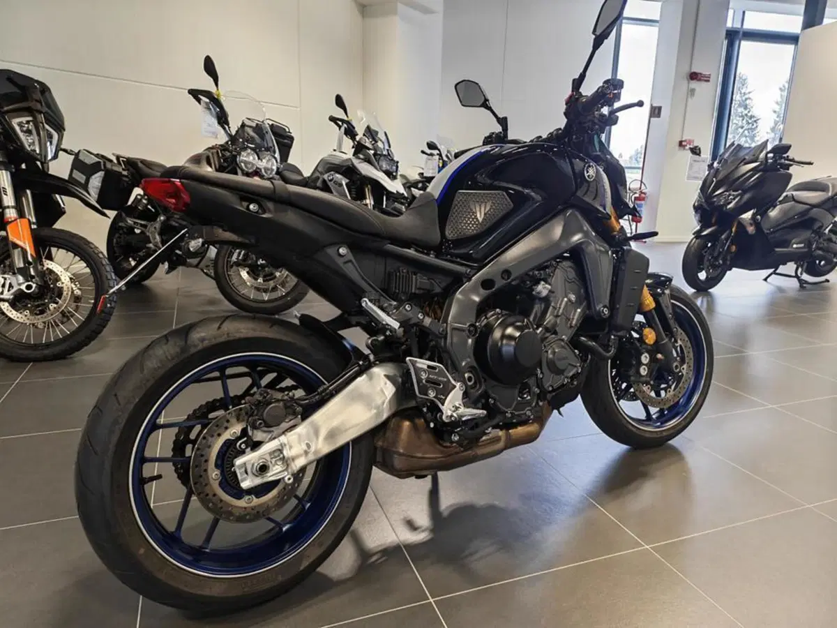 Yamaha MT-09 SP (2021 - 23) (5)