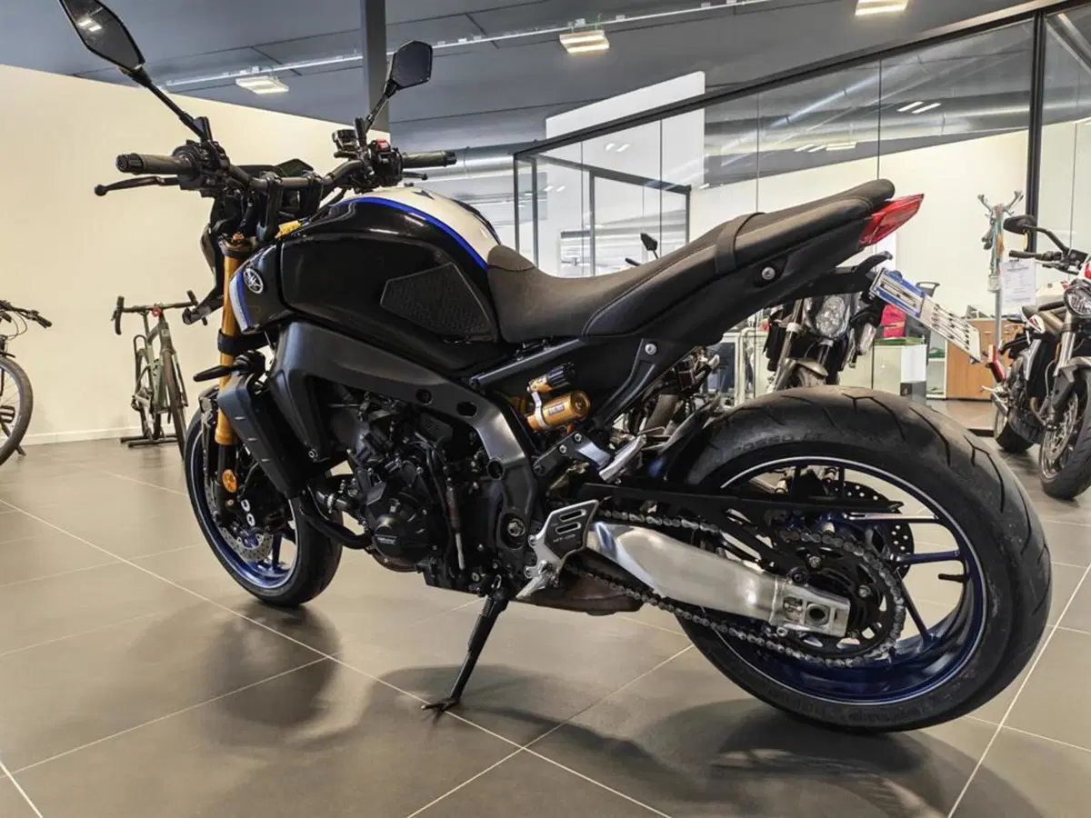Yamaha MT-09 SP (2021 - 23) (6)