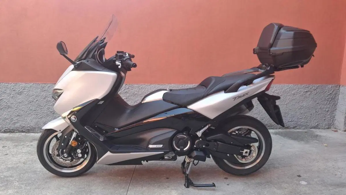 Yamaha T-Max 530 DX (2017 - 19) (2)
