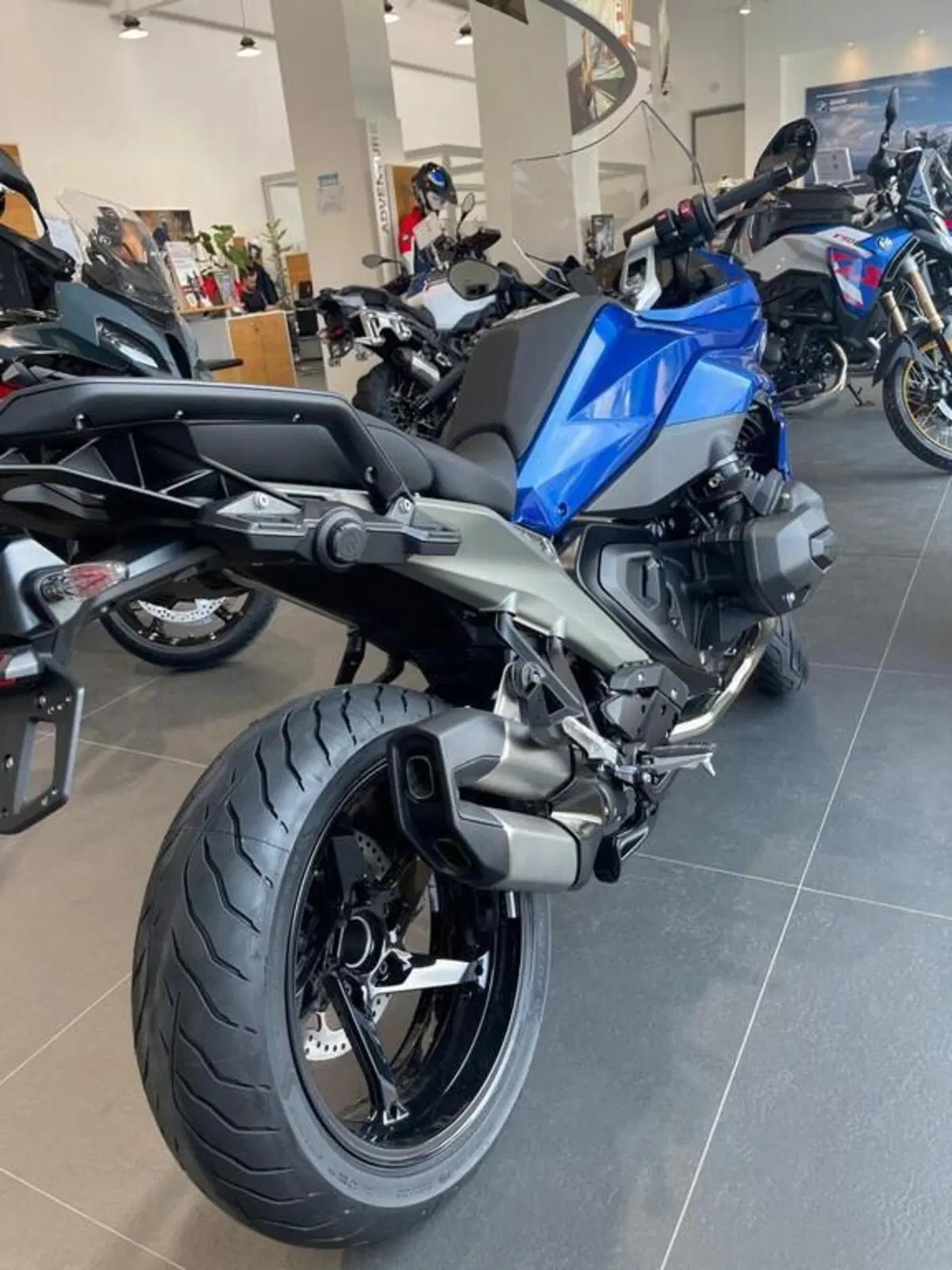 Bmw R 1300 RS (2026) (4)
