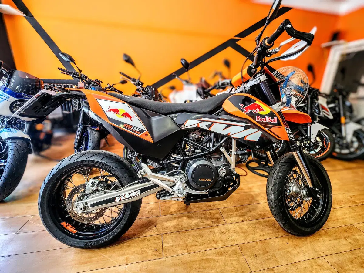 KTM 690 SMC (2008 - 11)