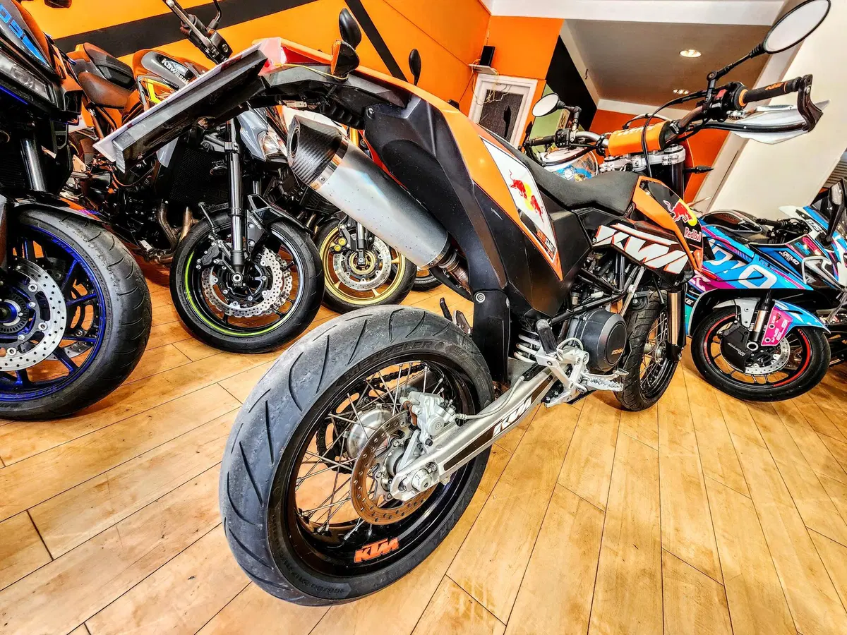 KTM 690 SMC (2008 - 11) (10)