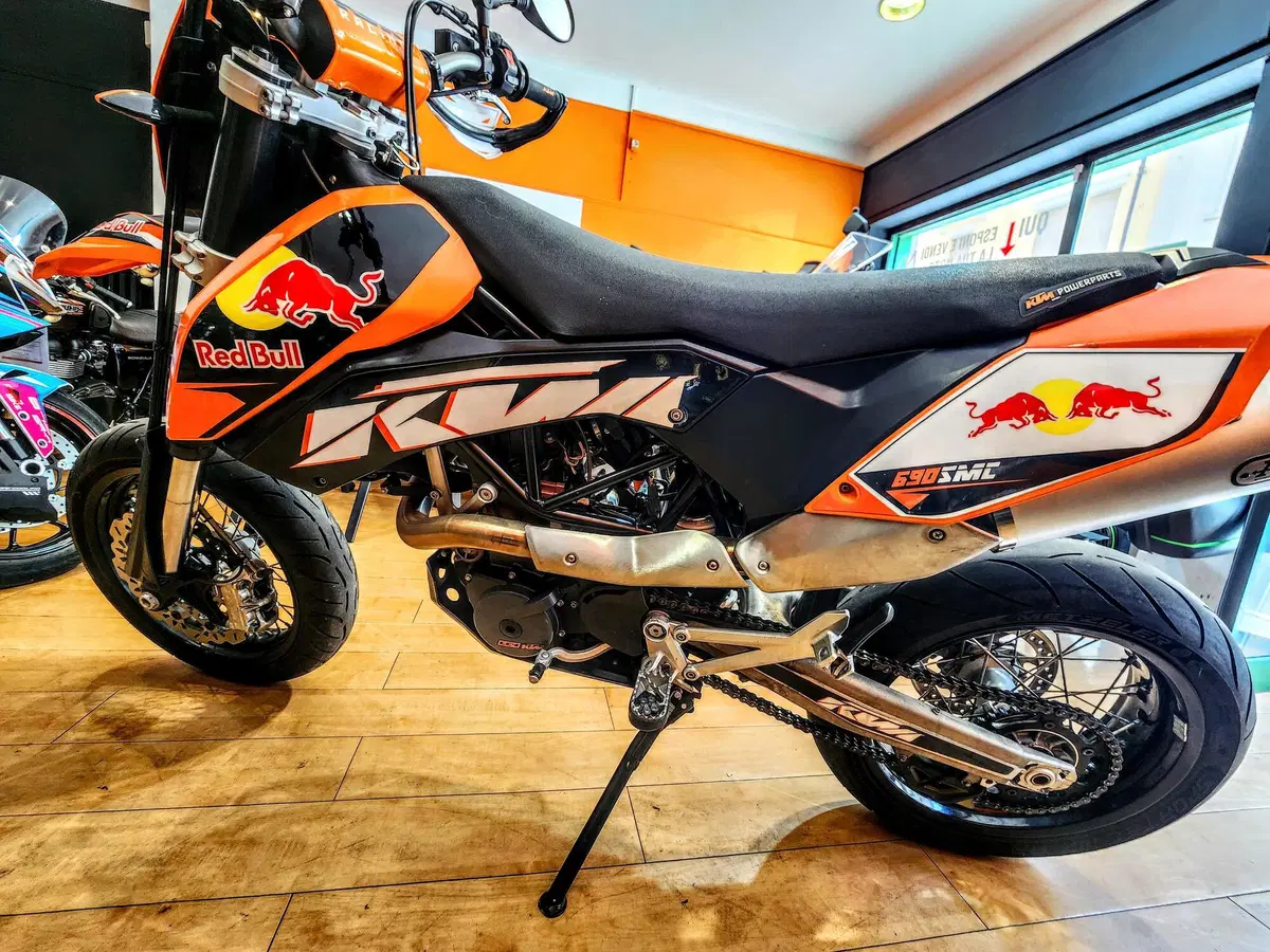 KTM 690 SMC (2008 - 11) (12)