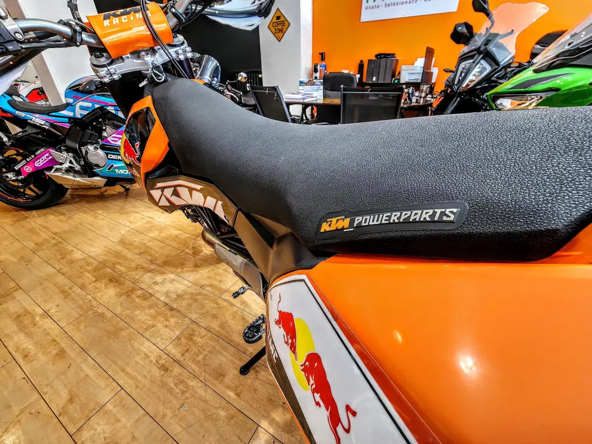 KTM 690 SMC (2008 - 11) (14)
