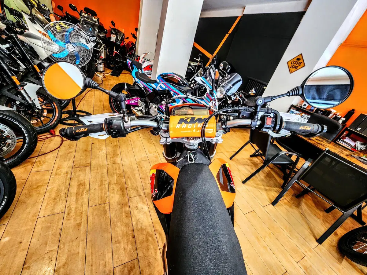 KTM 690 SMC (2008 - 11) (18)