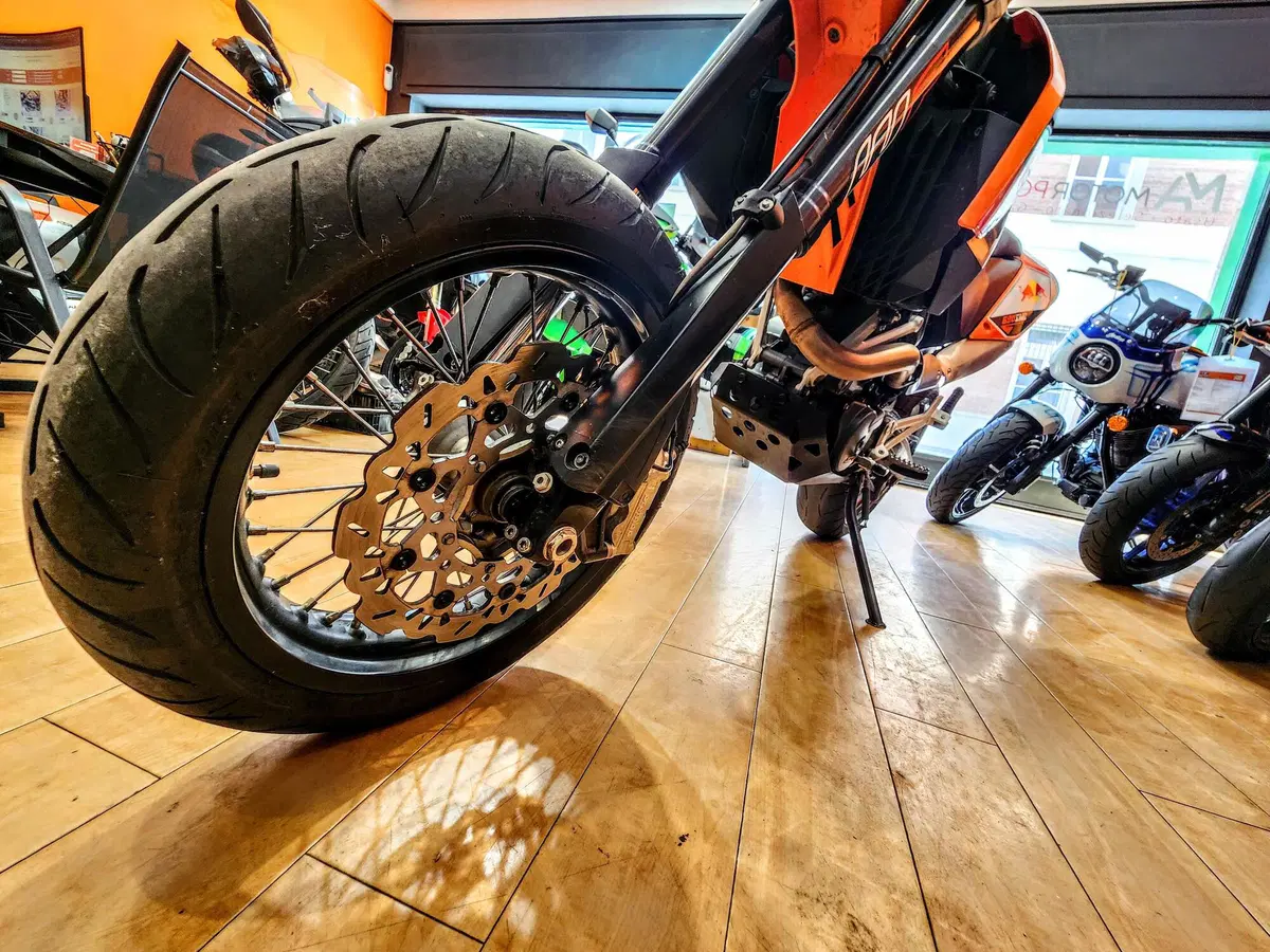 KTM 690 SMC (2008 - 11) (19)