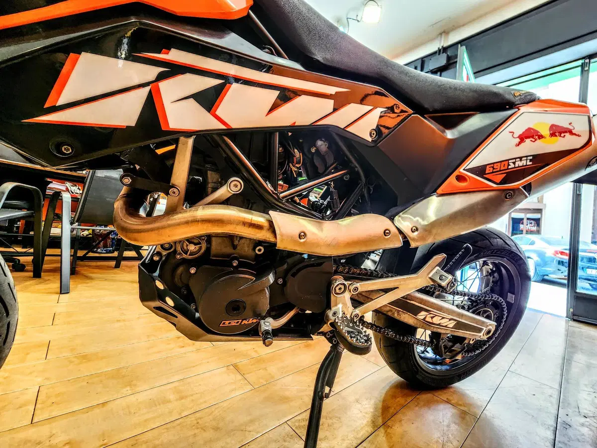 KTM 690 SMC (2008 - 11) (20)