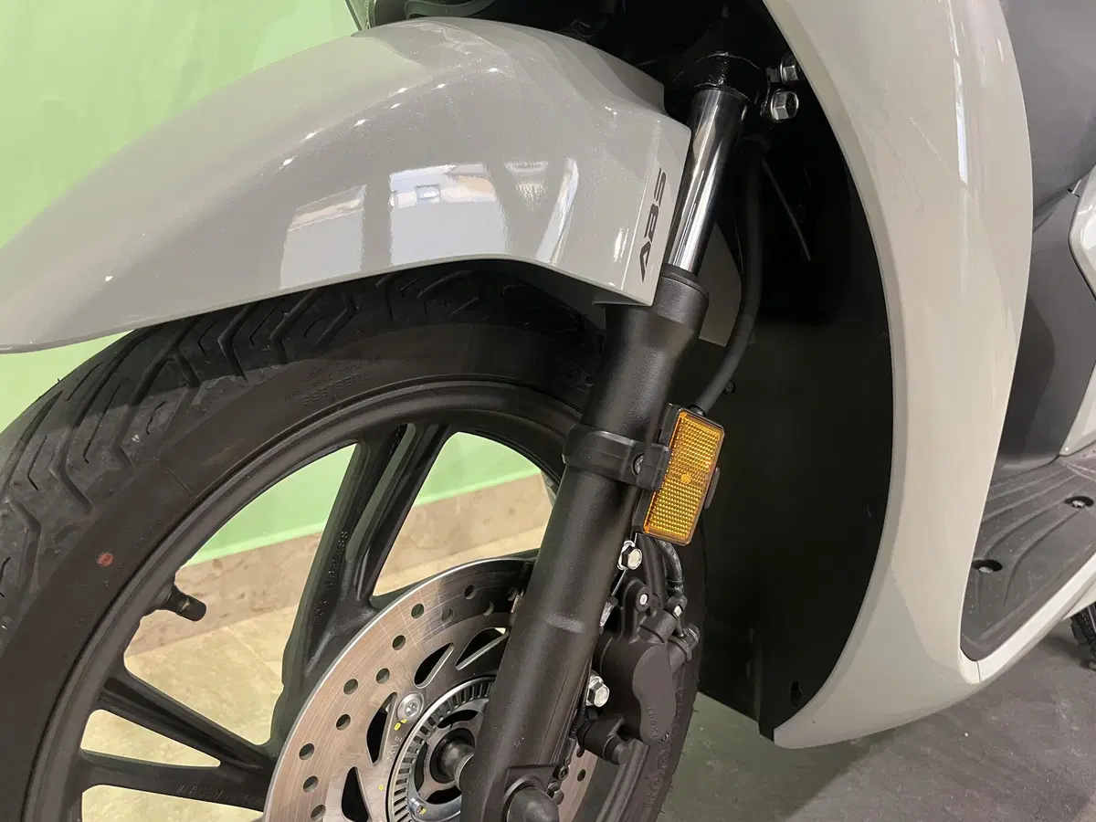 Honda SH 150i (2024 - 25) (14)